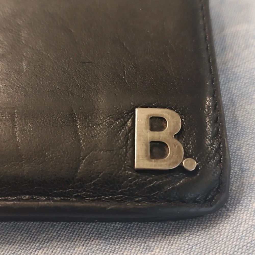 Balenciaga Bi-fold Leather Card Holder W/ Money Clip -Black- Used-See Photos